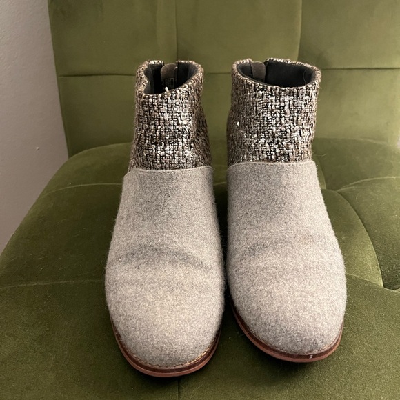 Toms Leila Gray Silver Bootie - Picture 3 of 5